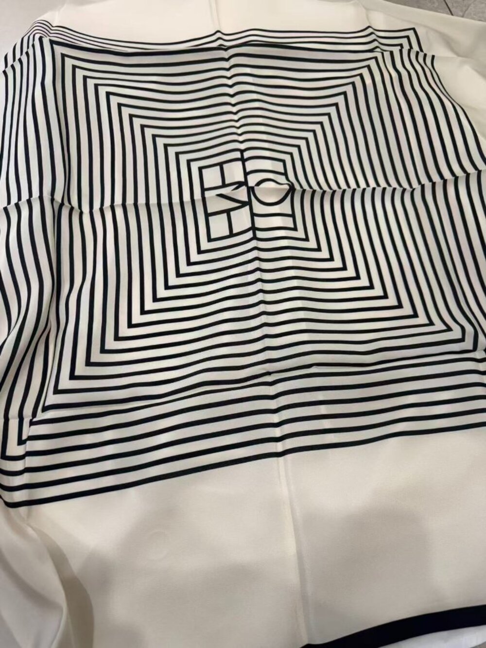 Toteme Black and Cream Geometric Silk Scarf - Picture 4 of 8